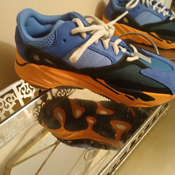 Adidas Yeezy Boost 700 Bright Blue Sneakers - Picture 4 of 6